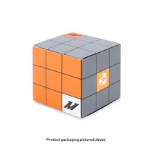 Load image into Gallery viewer, Mishimoto Sandwich Plate Fitting M20 x -10AN Black packaging