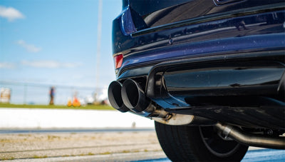 Corsa 2018-2021 Jeep Grand Cherokee TrackHawk 6.2L Xtreme Cat-Back Dual Rear Exit w/4.5in BlackTips in action