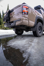 Load image into Gallery viewer, Photo - lifestyle view