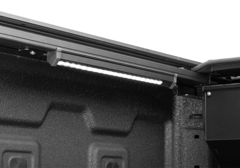 RealTruck 2020-2026 Chevy/GMC HD 2500/3500 6ft 10in FlushFit Electric Retractable Cover