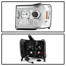 Load image into Gallery viewer, Spyder GMC Sierra 1500/2500/3500 07-13 V2 Projector Headlights - Chrome PRO-YD-GS07V2-LBDRL-C