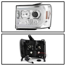 Load image into Gallery viewer, Spyder GMC Sierra 1500/2500/3500 07-13 V2 Projector Headlights - Chrome PRO-YD-GS07V2-LBDRL-C