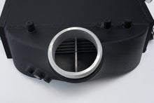 Load image into Gallery viewer, CSF 2014+ BMW M3/M4 (F8X) Top Mount Charge-Air-Cooler - Crinkle Black - DTX Performance