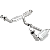 MagnaFlow DF Cat. Conv 02-06 Cadillac Truck. 8 5.3L Dual Conv. Y-Pipe Assy 2wd/Chevy Truck 99-07