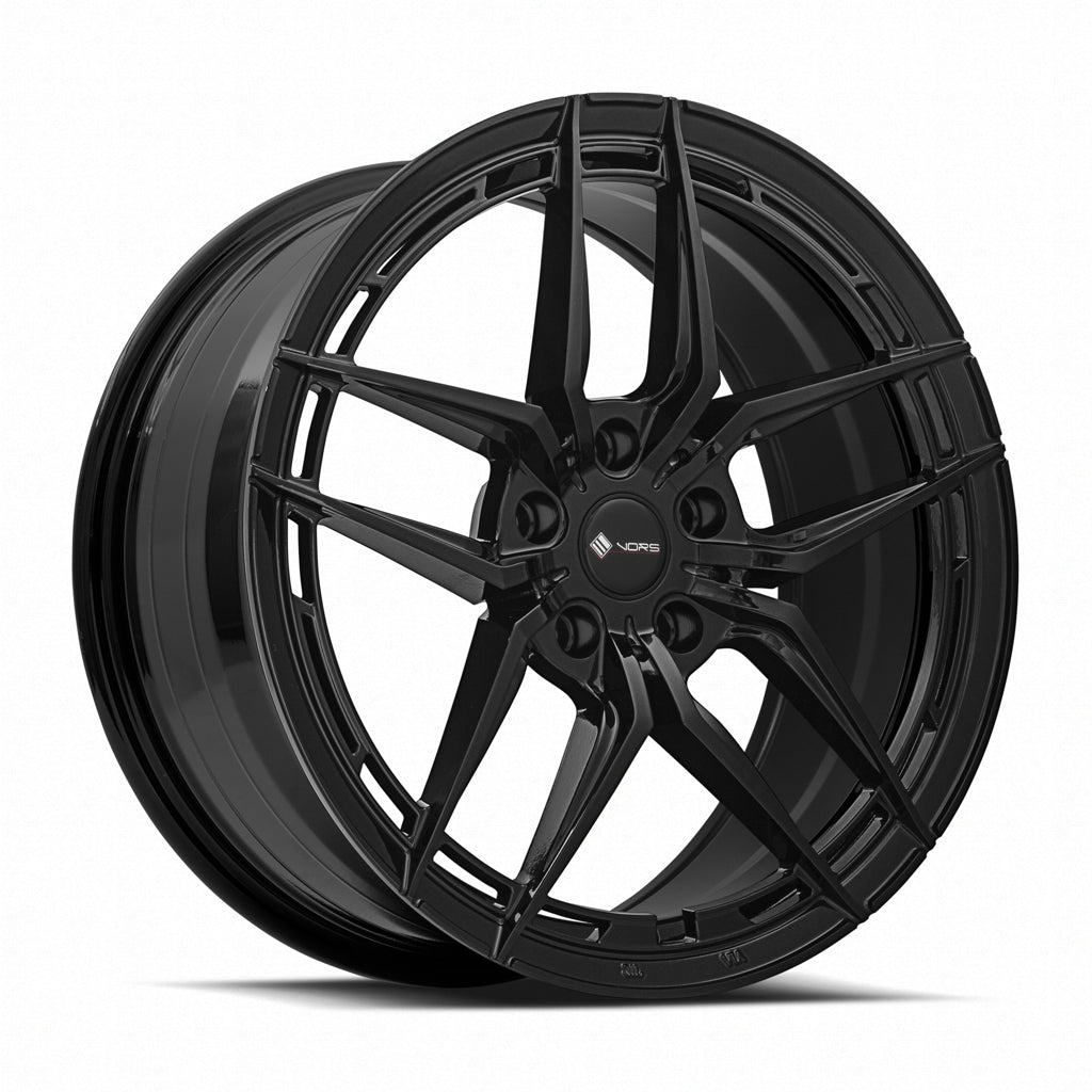 Vors LT53 18x8 Gloss Black