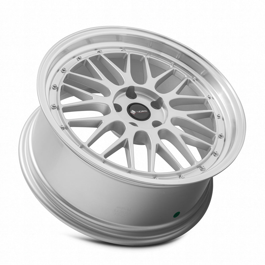 Vors VR8 18x8 Silver Machined Lip