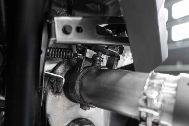 MBRP 20-22 Polaris RZR Pro XP 2.5in Slip-On Active Exhaust Dual Out on ATV engine, performance car parts, DTX Performance