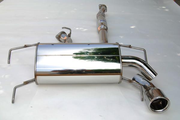 Invidia 08+ WRX Hatch Q300 Single Rolled SS Cat-back Exhaust for performance car tuning at DTX Performance