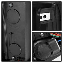 Load image into Gallery viewer, xTune Yukon Denali 99-00 LED Tail Lights Chrome ALT-JH-CCK88-LED-C