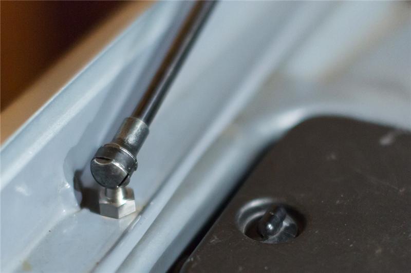 GrimmSpeed 02-07 Subaru Inpreza/WRX/STi Hood Struts GrimmSpeed