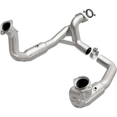 MagnaFlow Conv Direct Fit 11-14 Ford F-250 Super Duty / 350 Super Duty V8 6.2L exhaust system for performance tuning