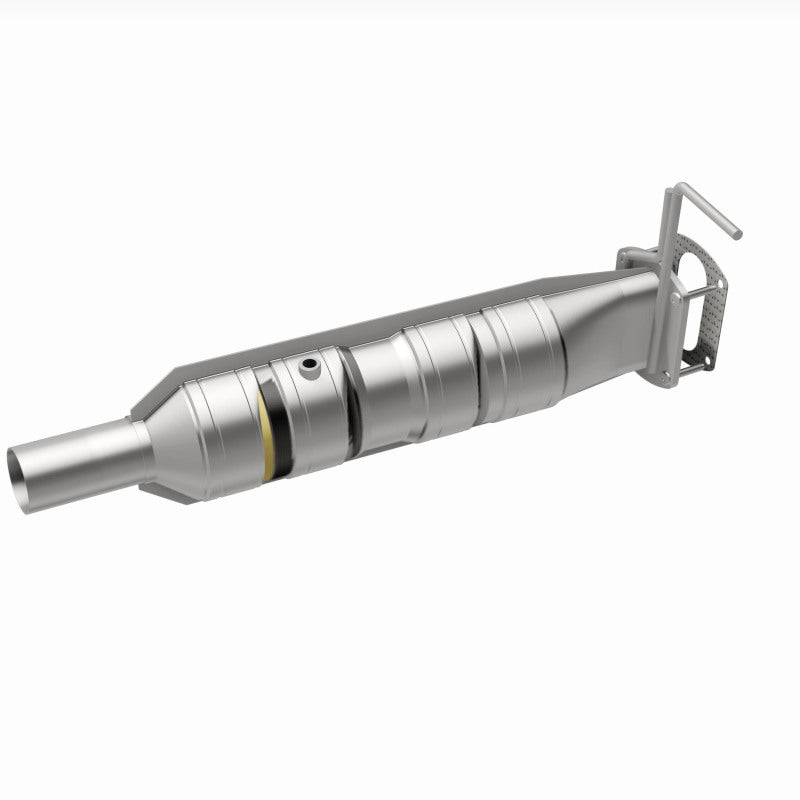 MagnaFlow 09-17 Ford F53 V10 6.8L Underbody Direct Fit Catalytic Converter - DTX Performance