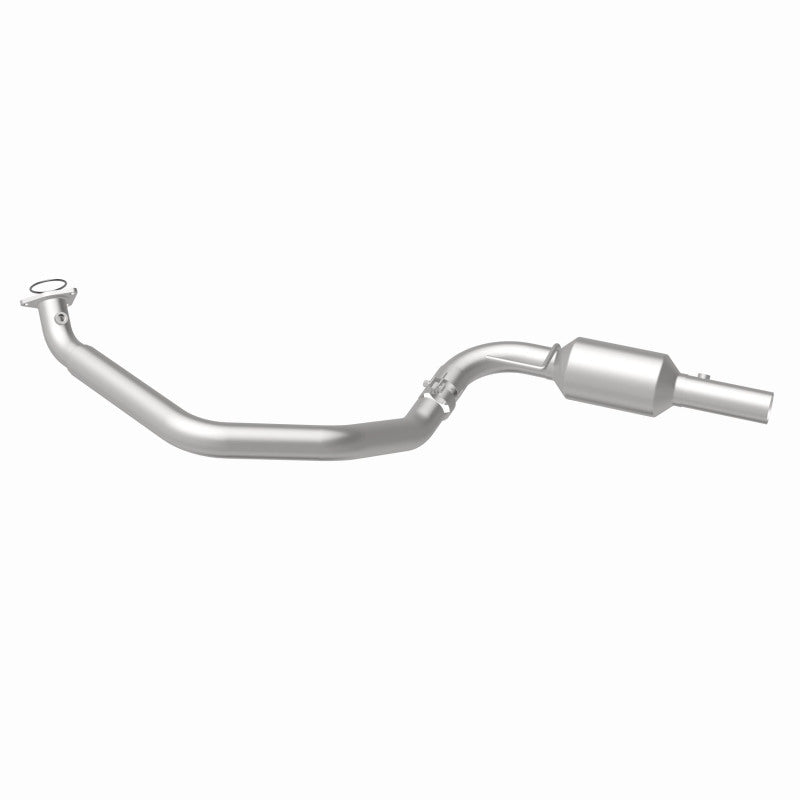 MagnaFlow 2009 Chevrolet Express 4500 V8 6.0L Left Underbody Catalytic Converter - DTX Performance