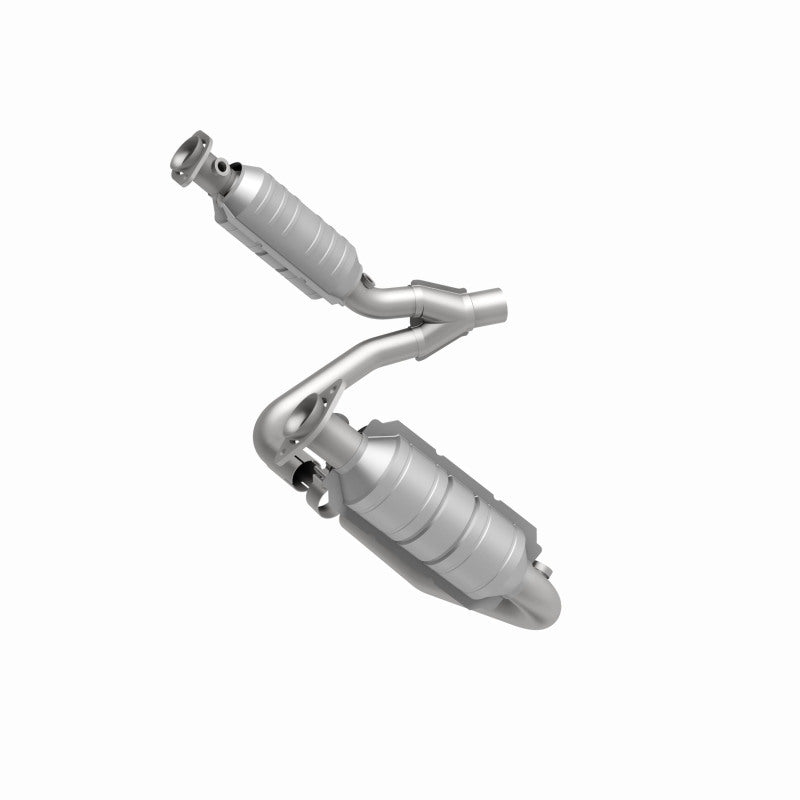 MagnaFlow 06 Mitsubishi Raider Catalytic Converter DF (California) - DTX Performance