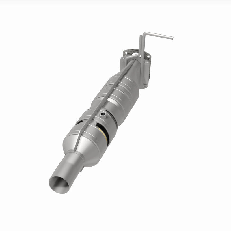 MagnaFlow 09-17 Ford F53 V10 6.8L Underbody Direct Fit Catalytic Converter - DTX Performance