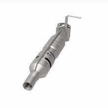 Load image into Gallery viewer, MagnaFlow 09-17 Ford F53 V10 6.8L Underbody Direct Fit Catalytic Converter - DTX Performance