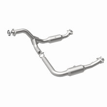 Load image into Gallery viewer, MagnaFlow Conv DF 06-09 Ford Explorer 4.6L Y-Pipe Assy/07-09 Explorer Sport Trac 4.6L - DTX Performance