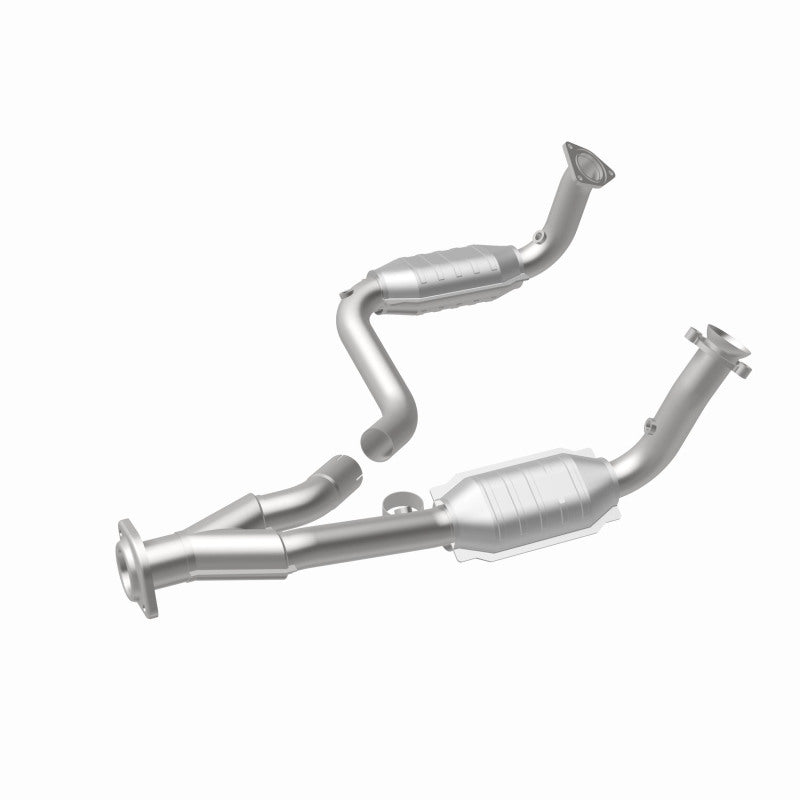 MagnaFlow Conv DF 03-06 Chevy SSR 5.3/6.0 OEM - DTX Performance