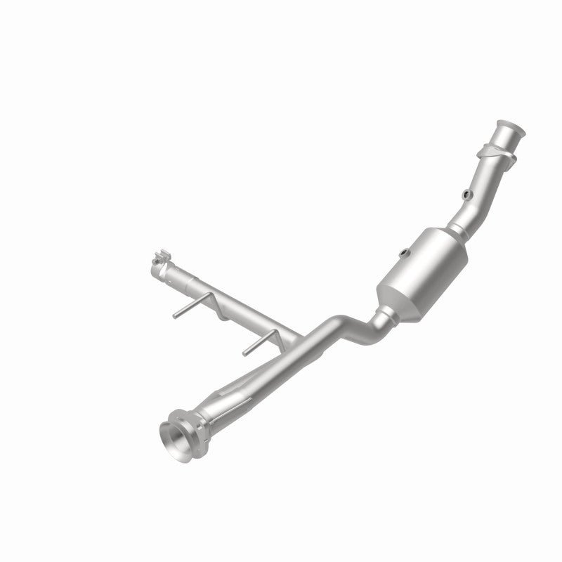 MagnaFlow 18-20 Ford F-150 V6 3.3L Right Underbody Direct-Fit Catalytic Converter - DTX Performance