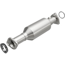 Load image into Gallery viewer, MagnaFlow California Direct-Fit Catalytic Converter 97-01 Honda CR-V L4 2.0L - DTX Performance