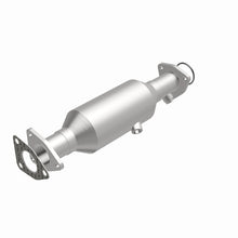 Load image into Gallery viewer, MagnaFlow Honda Odyssey Direct-Fit Catalytic Converter - DTX Performance