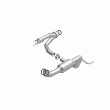 Load image into Gallery viewer, MagnaFlow 05-07 / 09-11 Toyota Tacoma Direct-Fit Catalytic Converter - DTX Performance