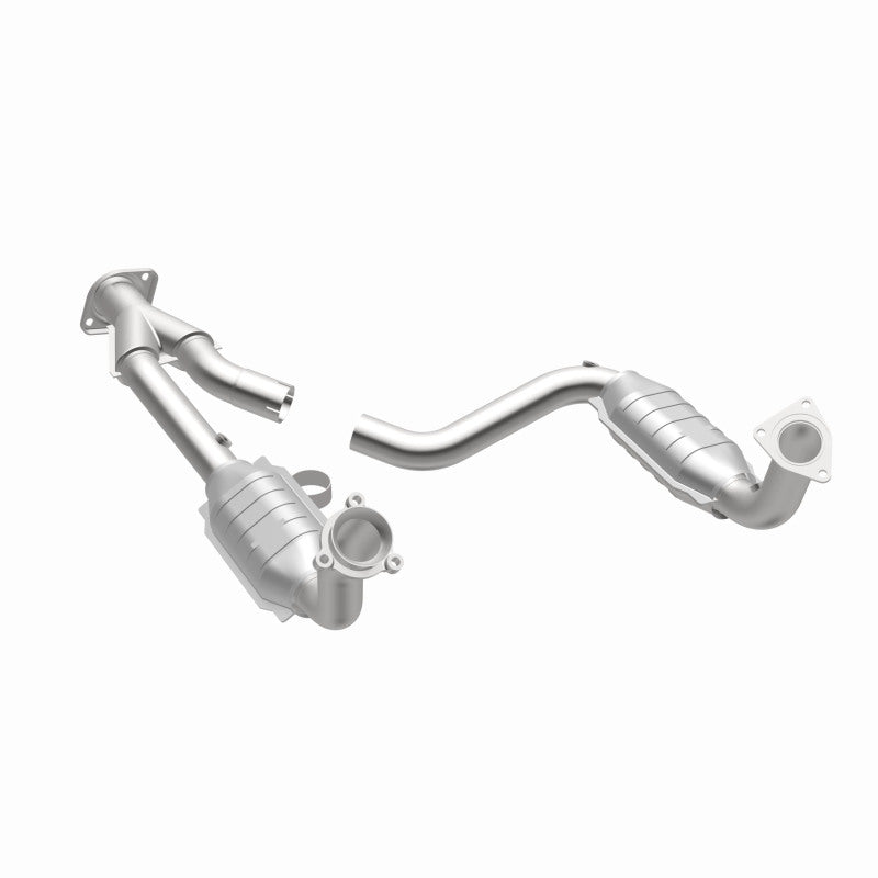 MagnaFlow Conv DF 03-06 Chevy SSR 5.3/6.0 OEM - DTX Performance