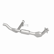 Load image into Gallery viewer, Magnaflow 01-03 Ford F150 XL/XLT V6 4.2L OEM Grade / EPA Compliant Direct-Fit Catalytic Converter - DTX Performance