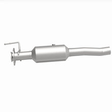 Load image into Gallery viewer, MagnaFlow 18-19 Ford F-450 Super Duty V10 6.8L Underbody Direct Fit Catalytic Converter - DTX Performance