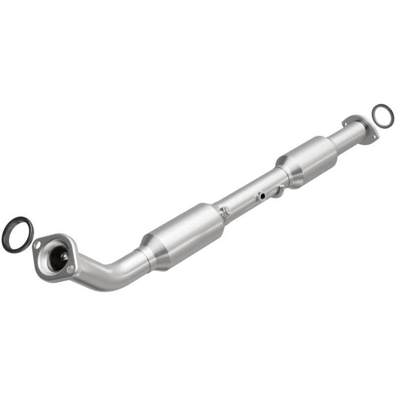 MagnaFlow 13-15 Toyota Tacoma California Grade CARB Compliant Direct-Fit Catalytic Converter - DTX Performance