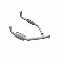 Load image into Gallery viewer, MagnaFlow Conv DF 97 Land Rover Defender 90 4.0L Y-Pipe Assy / 96-99 Discovery 4.0L Y-Pipe Assy - DTX Performance