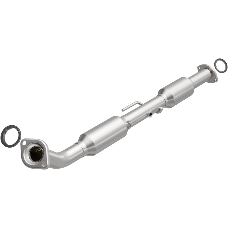 MagnaFlow 13-15 Toyota Tacoma California Grade CARB Compliant Direct-Fit Catalytic Converter - DTX Performance