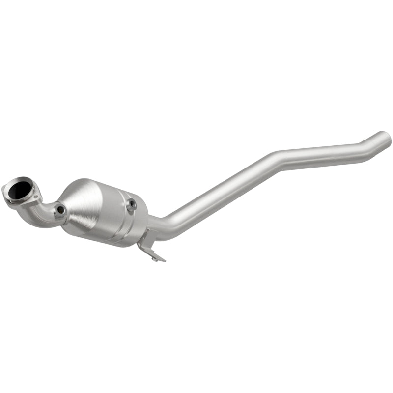 Magnaflow Conv DF 2006-2011 R350 3.5 L Underbody - DTX Performance