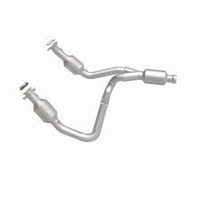 Load image into Gallery viewer, Magnaflow 14-15 Chevrolet Silverado 1500 5.3L Direct-Fit Catalytic Converter - DTX Performance