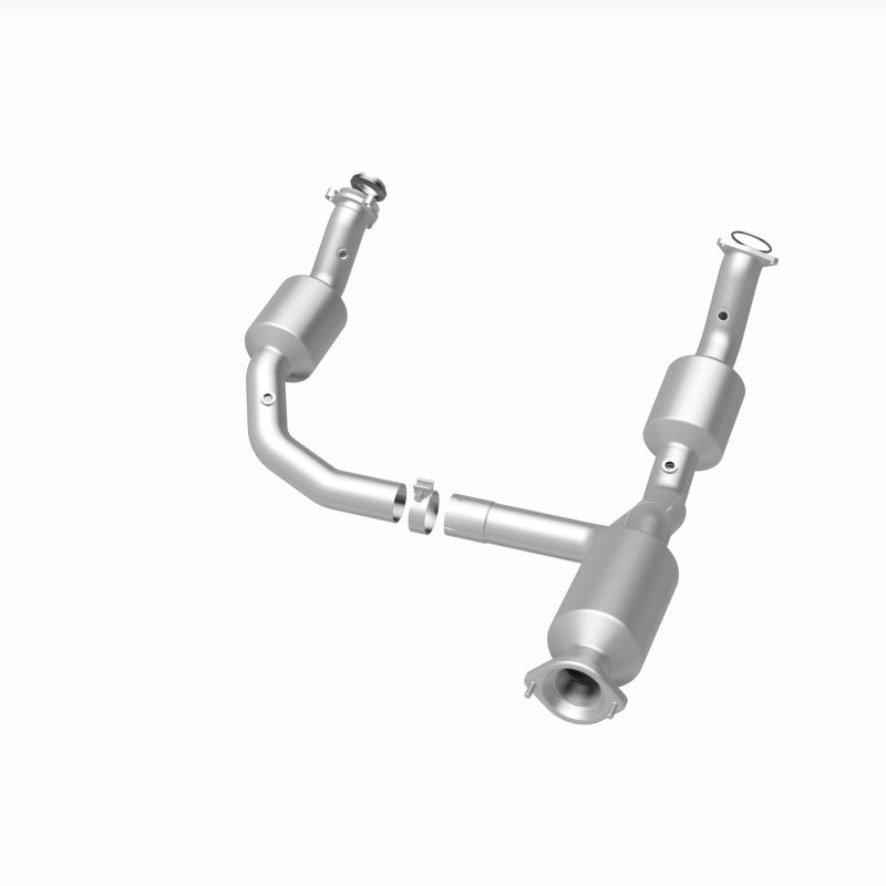 MagnaFlow 2021 Chevrolet Express 2500 4.3L Underbody Direct-Fit Catalytic Converter - DTX Performance