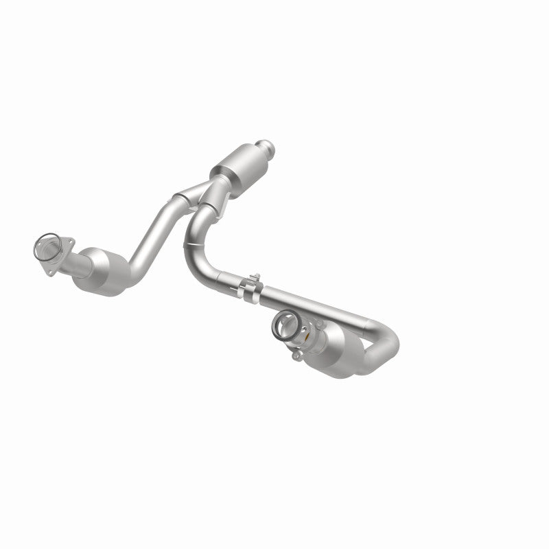 Magnaflow 14-15 Chevrolet Silverado 1500 5.3L Direct-Fit Catalytic Converter - DTX Performance