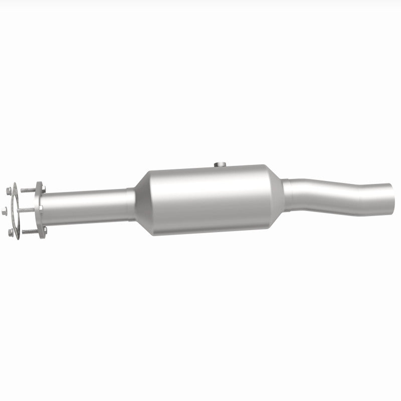 MagnaFlow 16-19 Ford E-450 Super Duty Base V10 6.8L Underbody Direct-Fit Catalytic Converter - DTX Performance