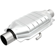 Load image into Gallery viewer, MagnaFlow Conv Universal 2.5in Inlet 2.5in Outlet 16in Length 6.375in Width - DTX Performance