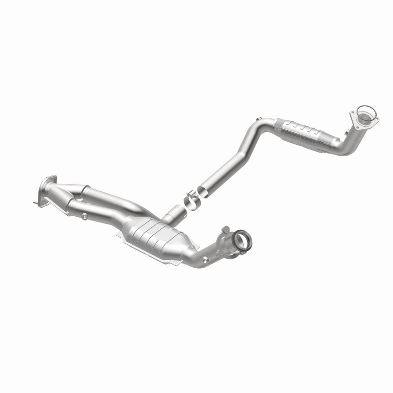 MagnaFlow Conv DF 02-06 Cadillac Escalade / 02-06 Chevy Avalanche 5.3L Dual Conv Y-Pipe Assembly 2WD - DTX Performance