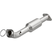 Load image into Gallery viewer, MagnaFlow 16-20 Toyota Tacoma V6 3.5L OEM Grade Direct-Fit Catalytic Converter - DTX Performance