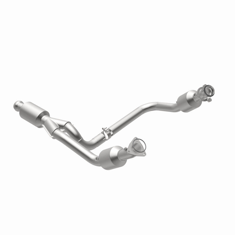 Magnaflow 14-15 Chevrolet Silverado 1500 5.3L Direct-Fit Catalytic Converter - DTX Performance