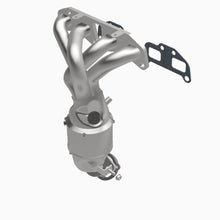 Load image into Gallery viewer, MagnaFlow 02-06 Nisssan Altima/Sentra V4 2.5L Manifold Direct Fit Catalytic Converter - DTX Performance