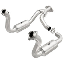 Load image into Gallery viewer, Magnaflow Conv DF 08-10 Ford F-250/F-250 SD/F-350/F-350 SD 5.4L/6.8L / F-450 SD 6.8L Y-Pipe Assembly - DTX Performance