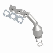 Load image into Gallery viewer, Magnaflow Conv DF 2007-2009 Sorento 3.3 3.8 L Manifold - DTX Performance