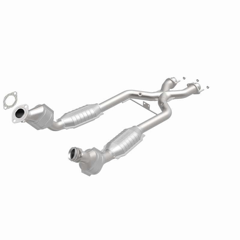 Magnaflow Conv DF 96-98 4.6L *California* - DTX Performance