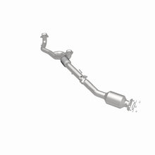 Load image into Gallery viewer, MagnaFlow 18-20 Honda Odyssey V6 3.5L OEM Underbody Single Grade Direct-Fit Catalytic Converter - DTX Performance