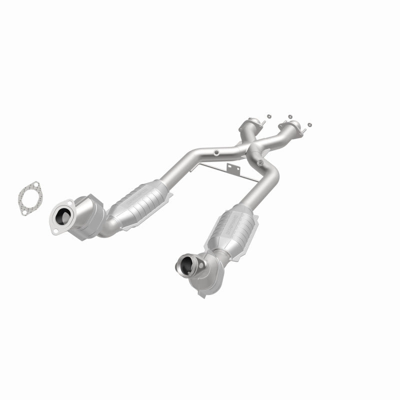 Magnaflow Conv DF 96-98 4.6L *California* - DTX Performance