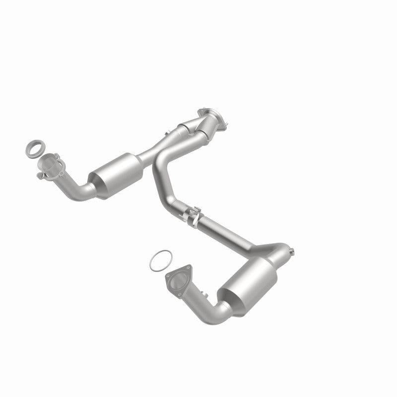 MagnaFlow Conv Direct Fit OEM 2005 GMC Sierra/Chevrolet Silverado 1500/Cadillac Escalade Underbody - DTX Performance