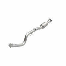 Load image into Gallery viewer, MagnaFlow 2009 Chevrolet Express 4500 V8 6.0L Right Underbody Catalytic Converter - DTX Performance