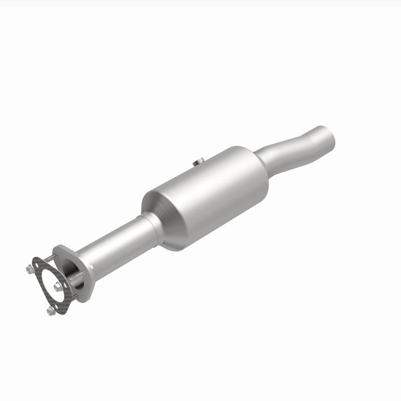 MagnaFlow 16-19 Ford E-450 Super Duty Base V10 6.8L Underbody Direct-Fit Catalytic Converter - DTX Performance